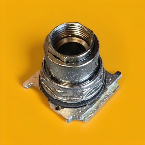 🔥(AN)Eaton 10250T4 30.5 mm 3‑Position Push‑Pull Operator, Momentary, 2NC, NEMA - Picture 3 of 5