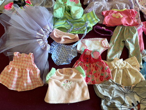 Lot x 94 Pieces Doll Clothes Lot All Sizes Small to Large  Some Vintage - Bild 11 von 24
