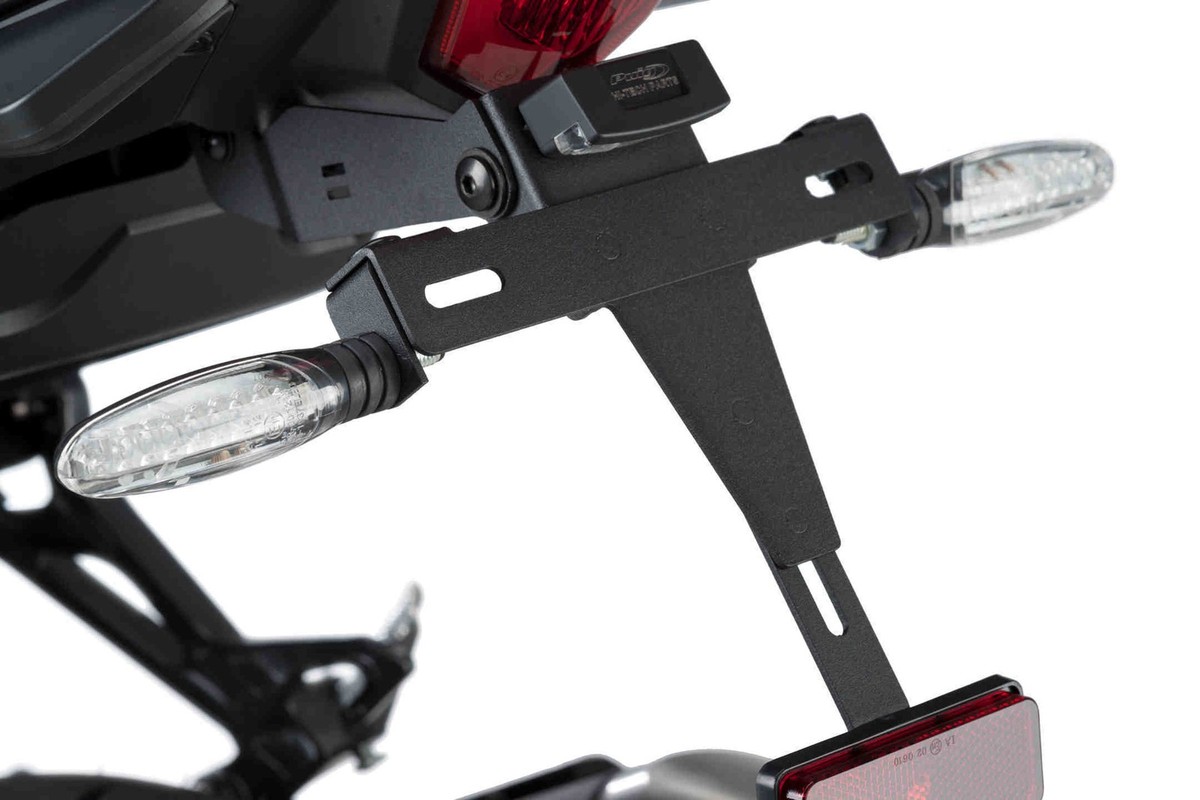 46713-UNIVERSAL BLINKERS FOR MOTORCYCLES CIGAR CRYSTAL