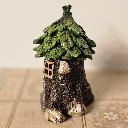 My Garden Friends Log House Decoration 1398163 - Picture 2 of 6