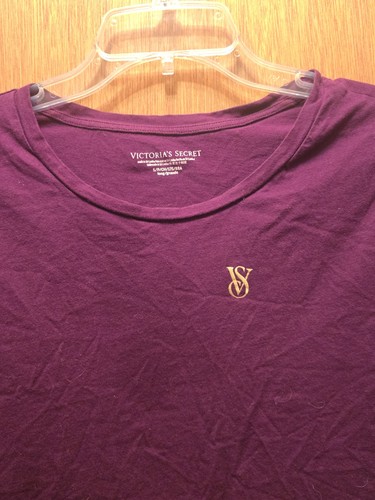 victoria secret burgundy/purplish shirt - Picture 2 of 3
