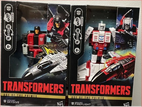 IN-HAND Transformers Age of the Primes FIREFLIGHT Deluxe Aerialbot Superion MISB - Picture 7 of 7