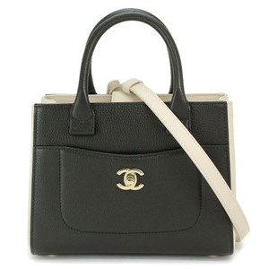 chanel neo executive tote mini
