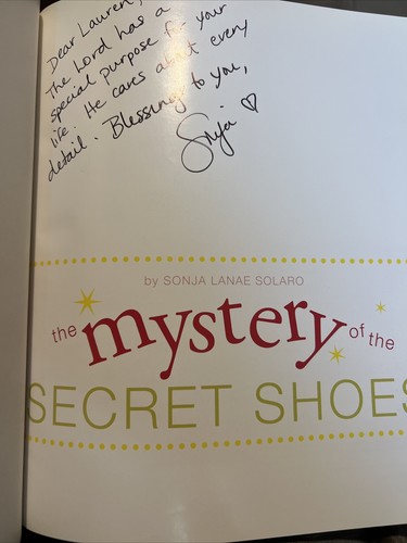 The Mystery of the Secret Shoes by Sonja Lanae Solaro - Imagen 3 de 3