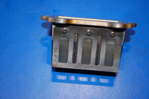 1989 89-98 RMX250 OEM INTAKE REED VALVE ASSEMBLY PETALS CAGE 13150-28E01 - Picture 6 of 10