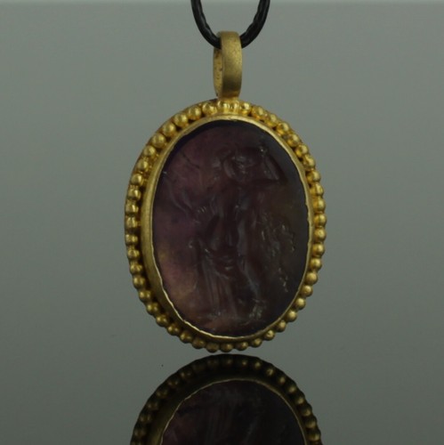ANTIGUO COLGANTE ROMANO ORO INTAGLIO "FIGURAS DESNUDAS" CIRCA - Siglo II/4 dC - Imagen 2 de 5