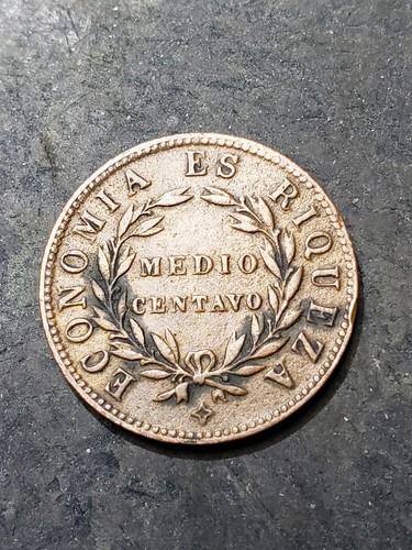1953 Chile Half Centavo Coin (Medio Centavo) - Picture 2 of 2