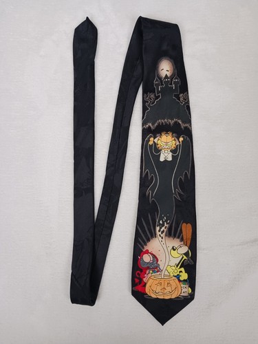 VTG Garfield Halloween Neck Tie Paws Addiction Comic Art Cartoon 58"x4"