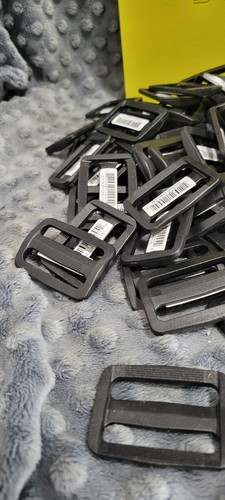Box of 85 - 1.5" Webbing Slip-Lok Adjustable Slider Buckle Boucles - Picture 10 of 10