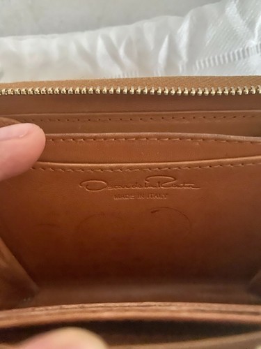 Oscar de la Renta Zip Card Case - Picture 4 of 7