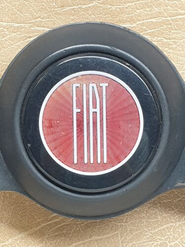 Fiat 124 Spider 1800 Steering Wheel w/ Horn Button, Original - Foto 2 di 12