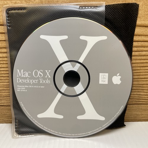 Apple Mac OS X Version 10.1.3 Developer Tools And iPhoto 1.0 - Free Shipping NM - Picture 2 of 8