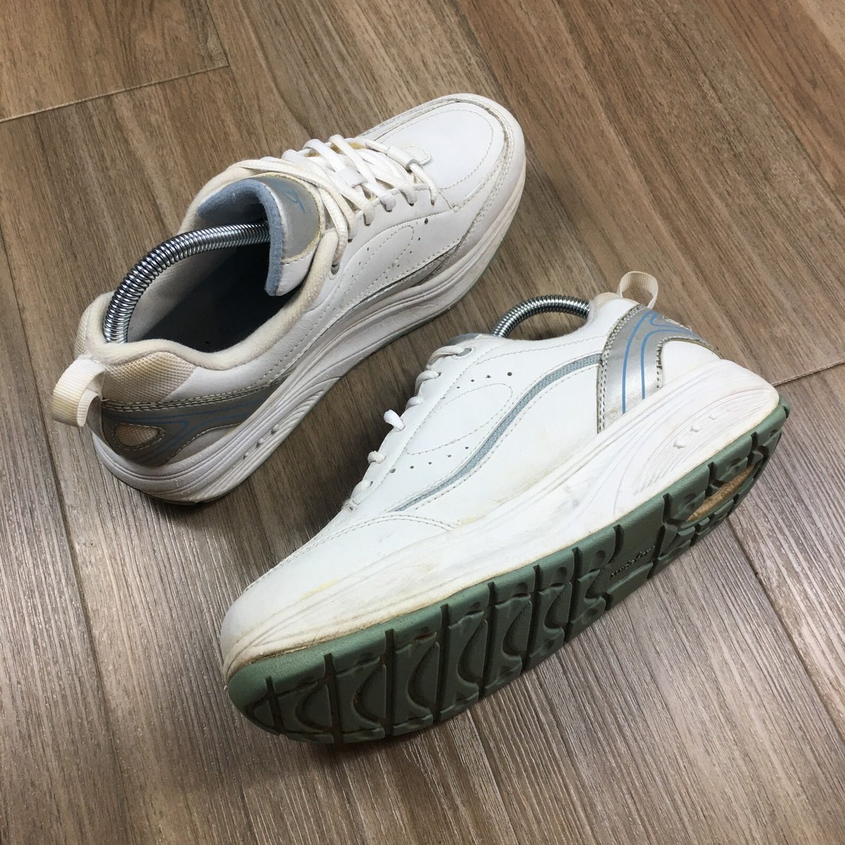 Easy Spirit Esgetupandgo Anti Gravity Womens Shoes White Leather Sneaker Sz 8.5