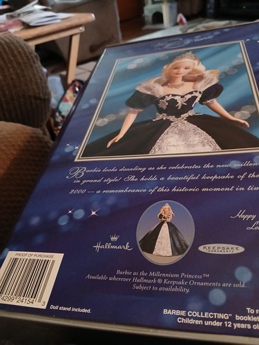 🔥RARA PRINCIPESSA DEL MILLENNIO 2000 - BARBIE Edizione Speciale Sigillata Nuova con scatola - Foto 9 di 14