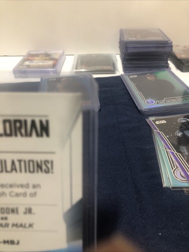 Autografo Topps Chrome Mandalorian Ranzar Malk Mark Boone /50 - Foto 19 di 22