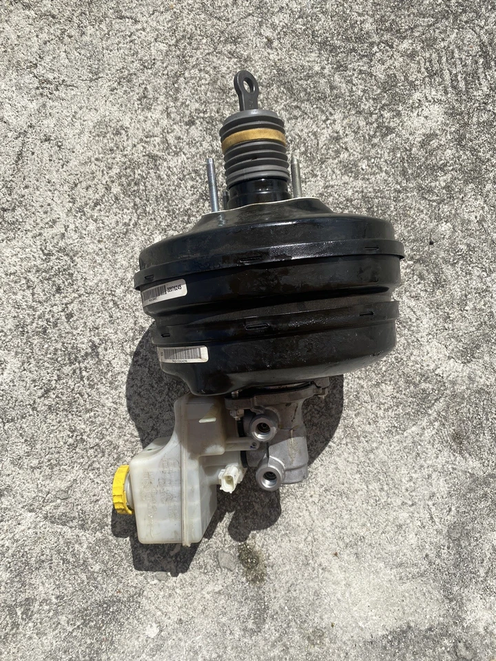 2015-2022 DODGE CHALLENGER POWER BRAKE BOOSTER MASTER CYLINDER W/ RESERVOIR OEM - Image 3 of 4