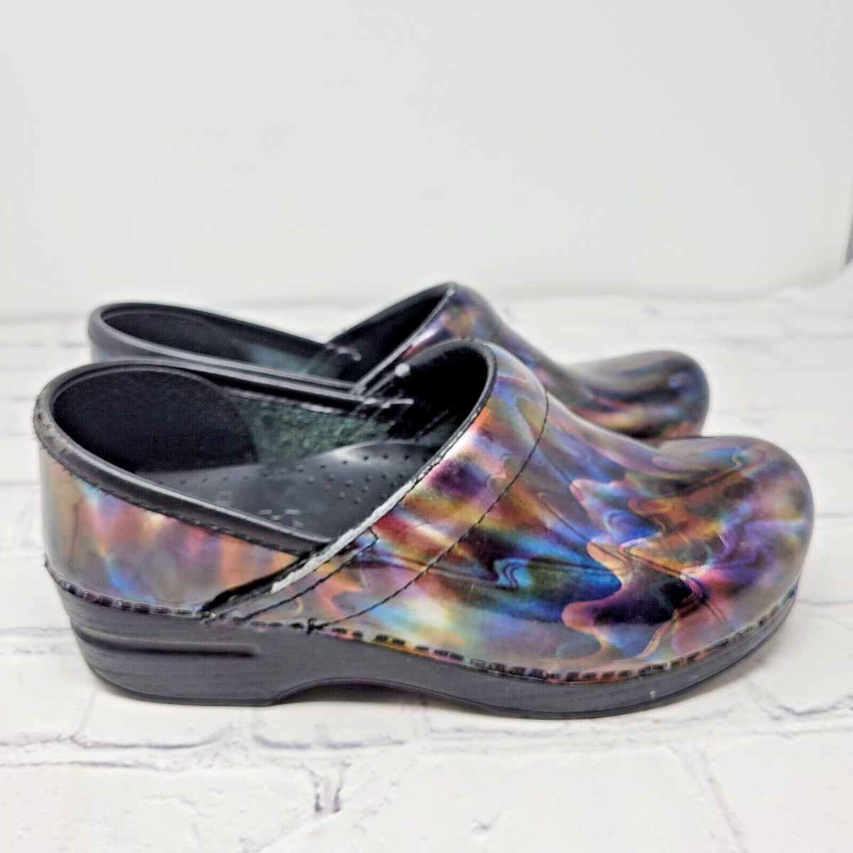 Iridescent nursing shop clogs