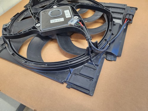 2012-2016 BMW 528i Engine Cooling Fan 2.0L Electric Shroud 7618784 OEM #S306 - Picture 4 of 14