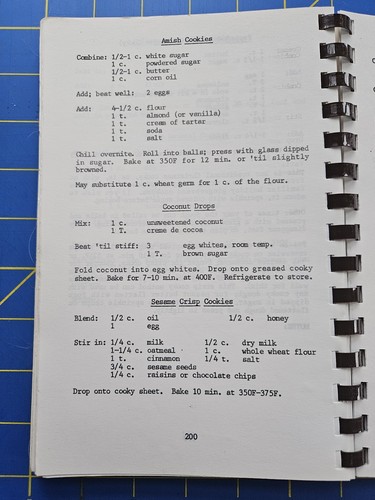 Recipes of the Great Depression of the 1930's & More From Kitchen 80s Cookbook - Picture 7 of 9