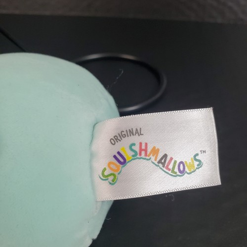 Squishmallows 3.5" Easter Clip-On Reina The Butterfly - Picture 4 of 6