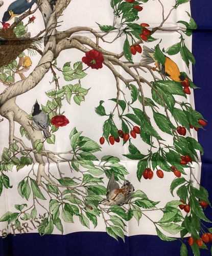 HERMES Scarf Carre 90 AU COEUR DES BOIS Silk Navy No Box Used MINT. - Picture 5 of 7