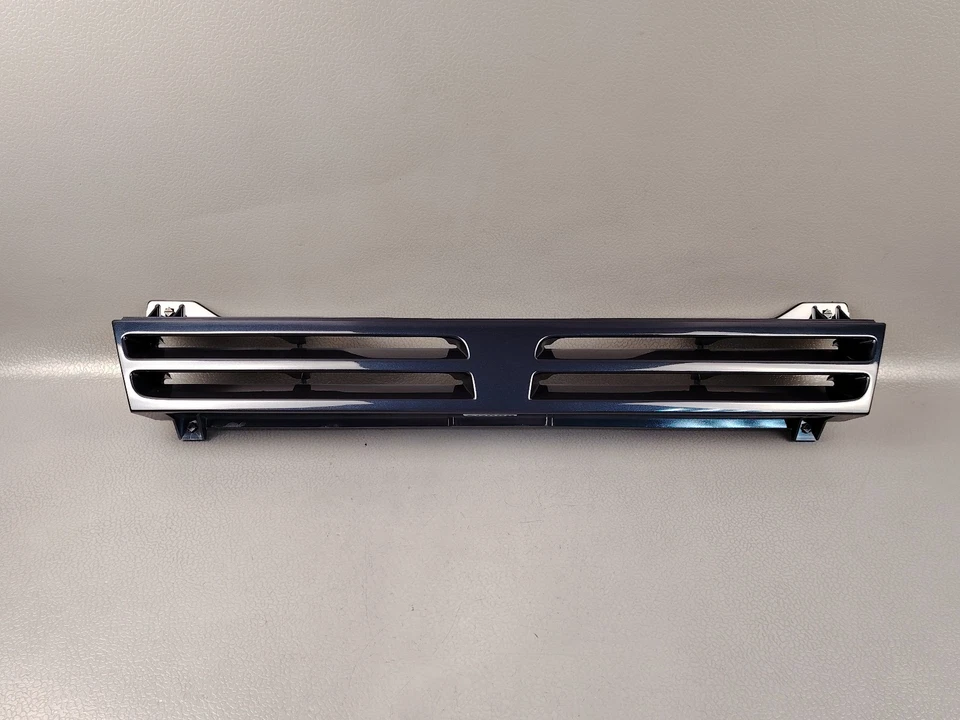 NISSAN PULSAR SN13 HATCH / SEDAN FRONT GRILLE ASSEMBLY OEM JDM NEW 62310 52M04 - Image 4 of 4