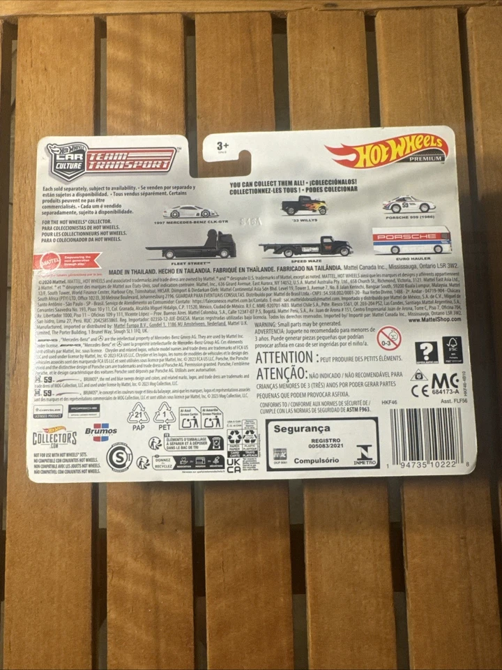 Mercedes-Benz CLK-GTR 1997 Hot Wheels Premium Team Transport/Fleet Street Foto 4 de 4