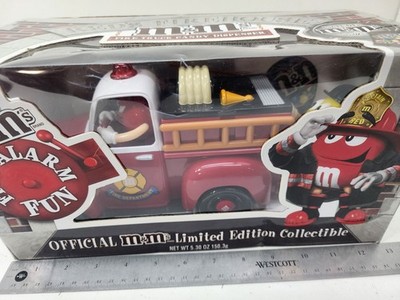 その他 m&m's FIRE TRUCK CANDY DISPENSER Amazon.com: Limited Edition M&M Firetruck Candy Dispenser