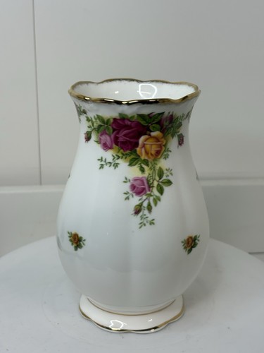Old Country Rose Royal Albert vase bone China 6.5" / 17cm - Picture 9 of 16