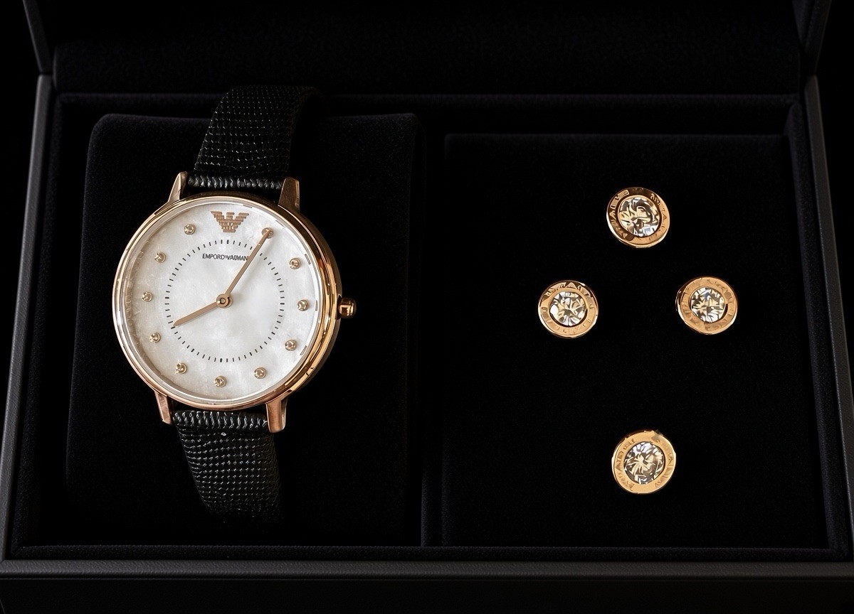 Juego de reloj, pulsera y pendientes Emporia Armani oro rosa/madre perla/cristal