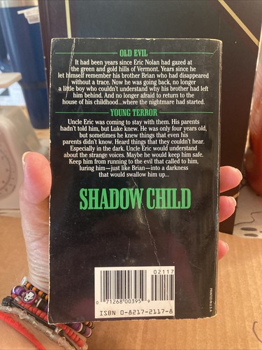 Vintage Horror Paperback 1987- Shadow Child-First Printing - Picture 2 of 10