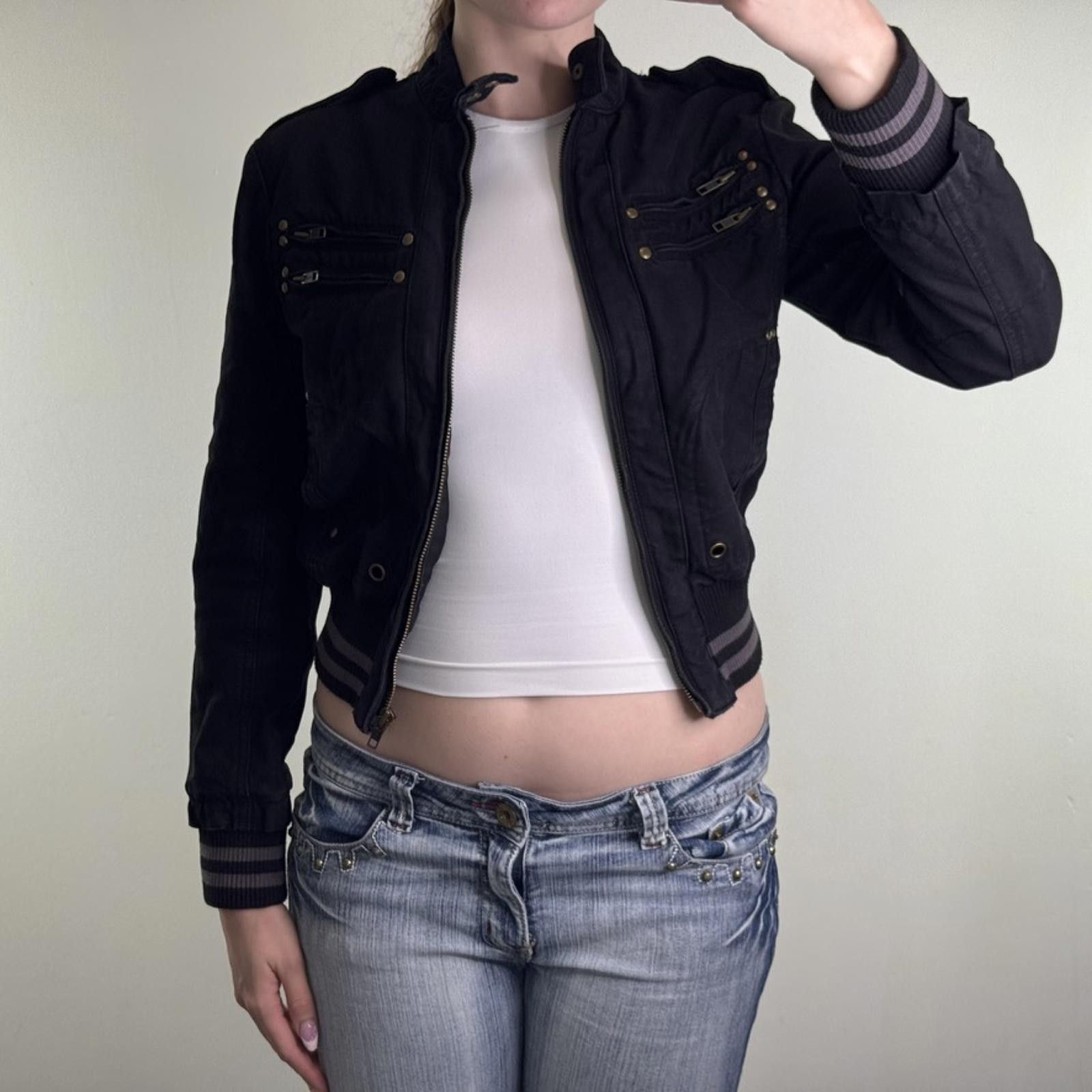 Foto 7 di 9