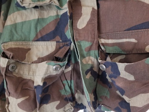 Camisa corta BDU mediana militar camuflaje combate bosque cirujano de vuelo de la USAF años 80 - Imagen 10 de 12