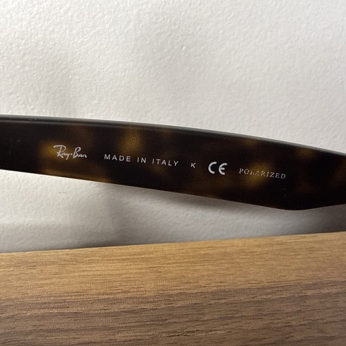 Gafas de sol Ray-Ban RB4165 865/T5 Justin mate tortuga 54 mm marrón lentes polarizadas - Imagen 6 de 9