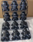 TINSEL and FROST Gingerbread Man Cookie Muffin Cupcake Baking Tins  Molds NWT