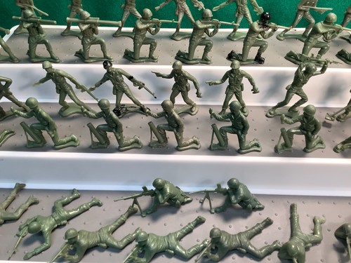 50 Vintage Timmee Toys Vietnam Era 54mm U.S. Army Toy Soldiers 1960s - Picture 5 of 10