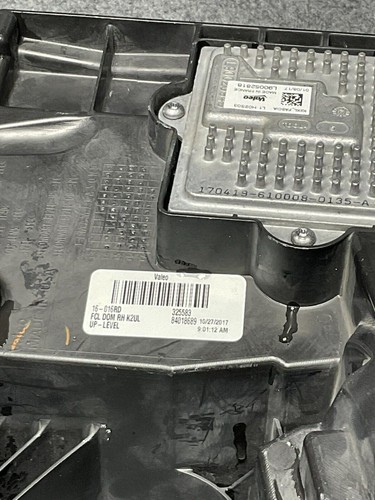 15-20 Cadillac Escalade Front💡 Right Passenger Turn Signal Light Lamp 🔆 - Foto 11 di 21