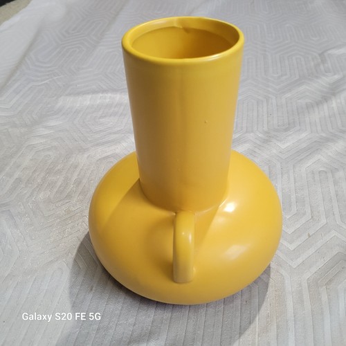 Vintage Mustard Yellow Double Loop Handles Vase MCM Mid Century - Picture 5 of 11