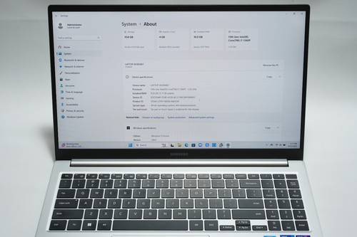 Portátil Samsung Galaxy book3 15,6" Core i7 1360P/16 GB/Intel Arc A350M 4 GB/1 TB/FHD - Imagen 5 de 6