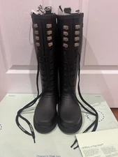Off White For Riding Boots Knee-high leather boots in black. Round toe Size EU36