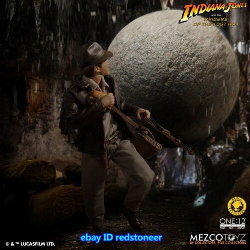 Mezco Indiana Jones RaIoers Of The Lost Ark 1/12 Action Figure Model Collection - Picture 13 of 18