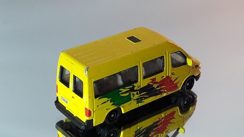 Mercedes Sprinter - Joy City - Yellow - Picture 5 of 9