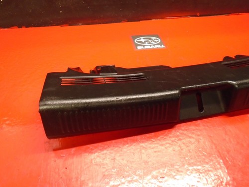 05 06 07 SUBARU IMPREZA TRUNK LATCH SCUFF PLATE PANEL TRIM COVER VENT OEM WAGON - Picture 2 of 5