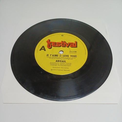 ABIGAIL - JE T'AIME / LAST TANGO IN PARIS - RARE OZ 7" 45 - Picture 1 of 3