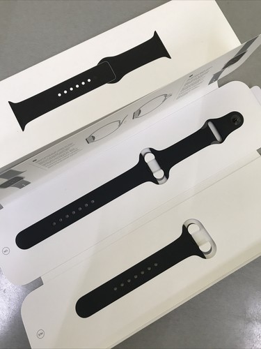 Apple Watch SE SERIES 6 Black Sport Band 44mm - 第 1/5 張圖片