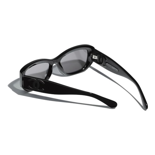 Gafas de sol polarizadas negras/grises Chanel 5493-A C888T8 para mujer 55 x 18 x 140 - Imagen 4 de 6