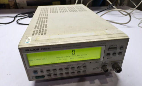 Fluke PM6685 Universal Frequency Counter 300MHz/1/1 - Picture 2 of 3
