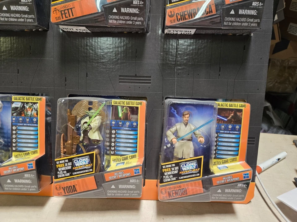 Paquete de 8 figuras Saga Legends Star Wars - Darth Maul, Obi-Wan, Yoda, Luke, Jango Foto 4 de 4