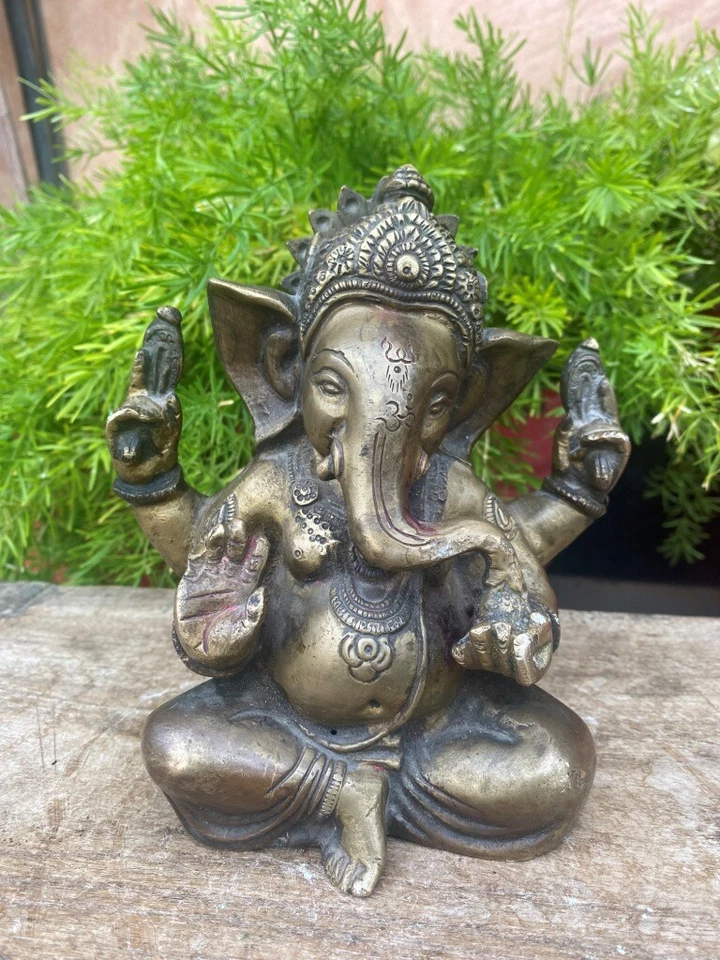 Antigua estatua escultura religiosa hindú Ganesha hecha a mano de latón rara antigua Foto 2 de 4