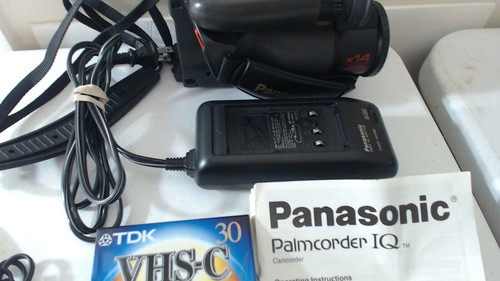 Panasonic Palmcorder IQ PV-IQ205D VHS-C Camcorder Charger Cords Manual Cassette - Picture 2 of 4